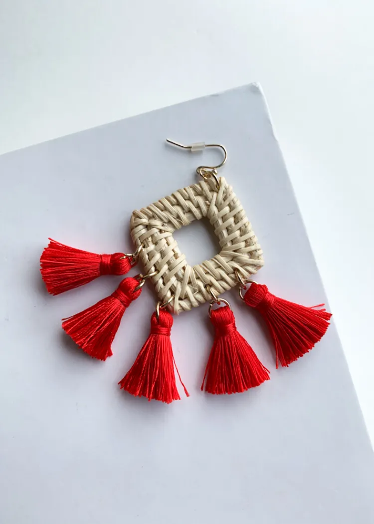 Barbuda Diamond Woven Red Fringe Drops