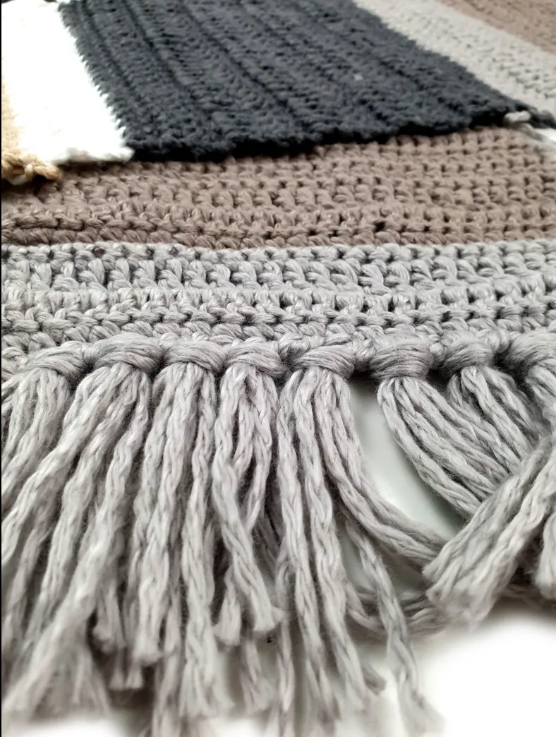 CROCHETED SCARF "HEDDLE" IN EARTH COLOURS