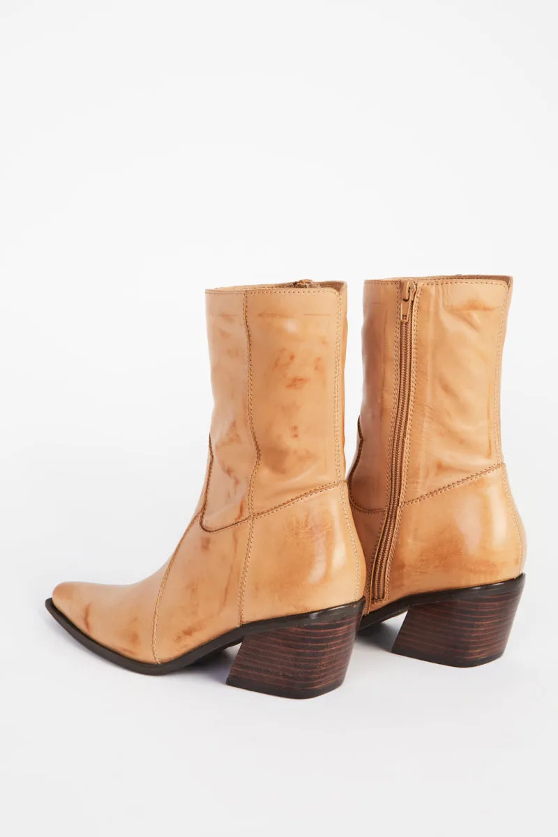 MATTIE HEELED BOOT