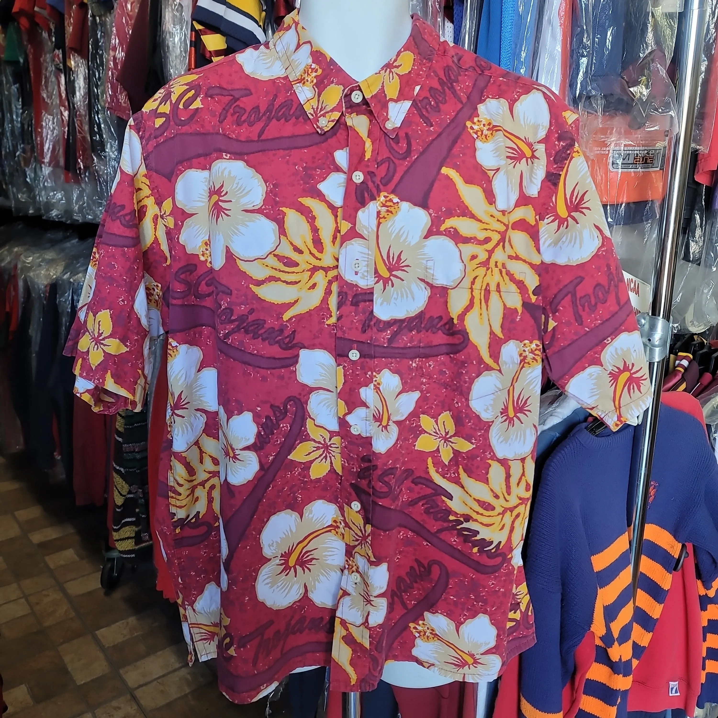 Vintage USC TROJANS NCAA SC Team Trojan Cotton Hawaiian Shirt 2XL